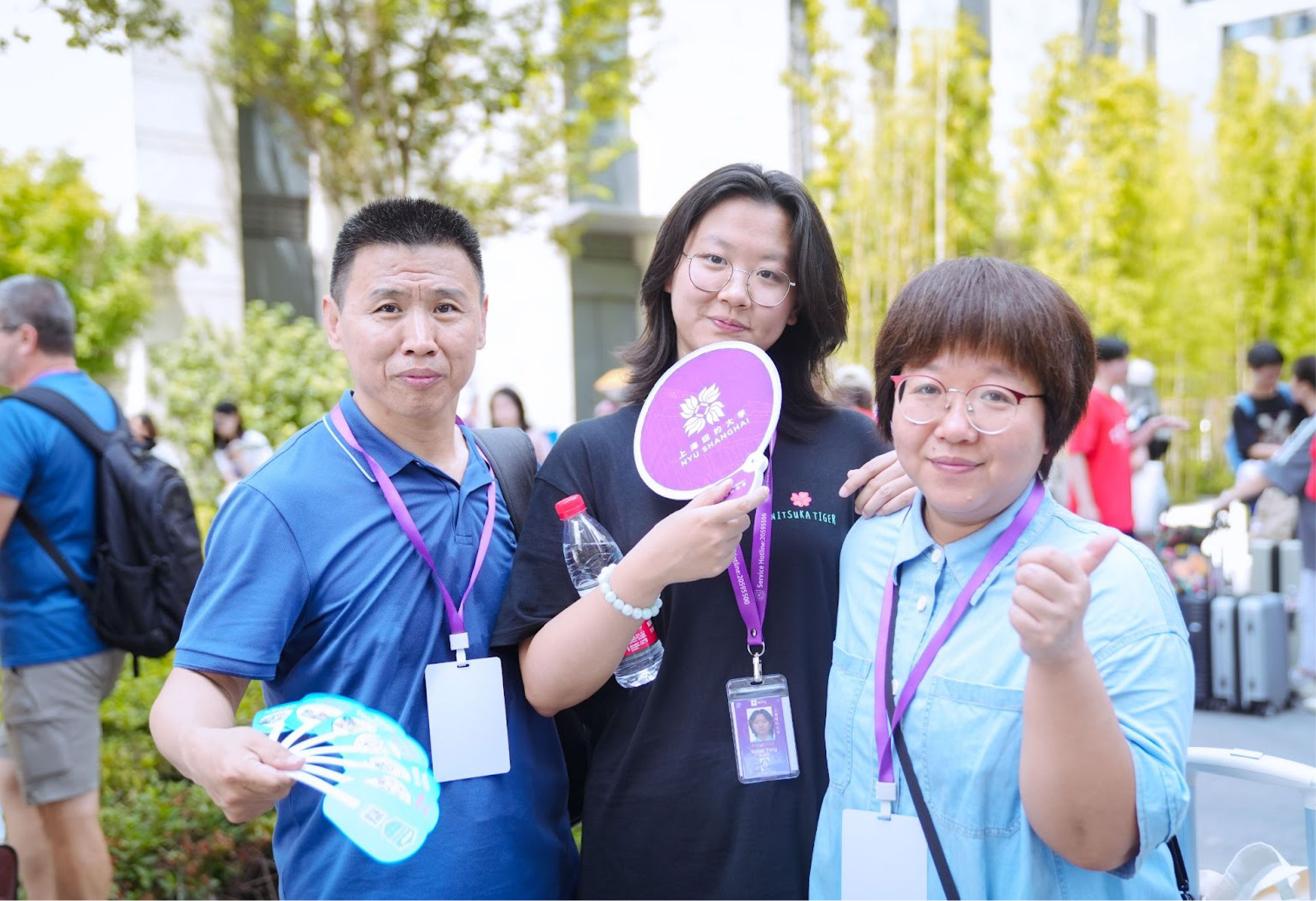 Yang Yuhan ’28 arrived at Move-In Day with her parents