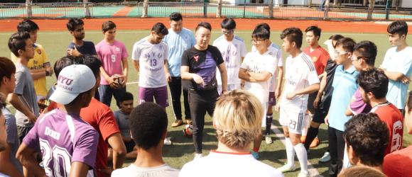 soccer team practice 