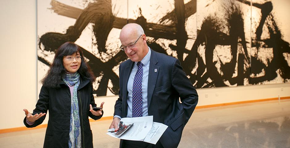 NYU’s President-Designate, Andrew Hamilton, visited NYU Shanghai as part of a sequence of visits to meet his new colleagues on November 18 and 19 (Photo by: NYU Shanghai)