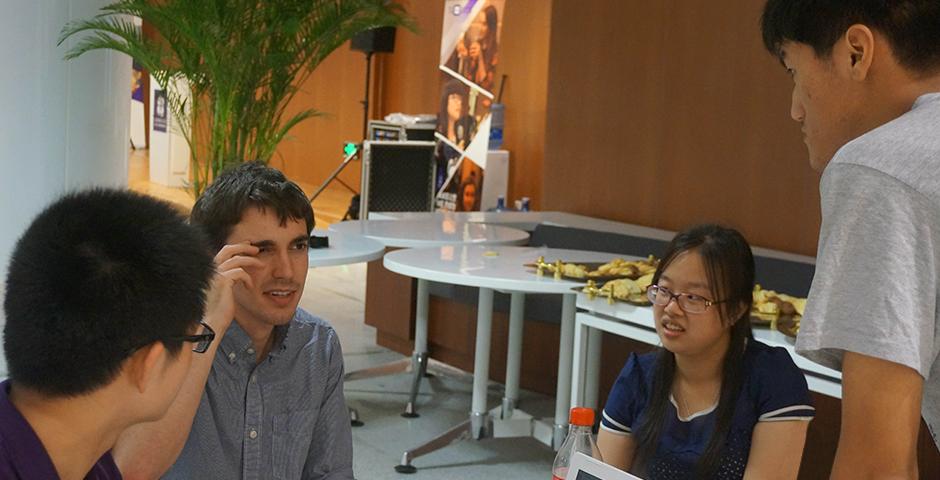 Student Government Election, September 29, 2014. (Photo by Zhijian Xu)