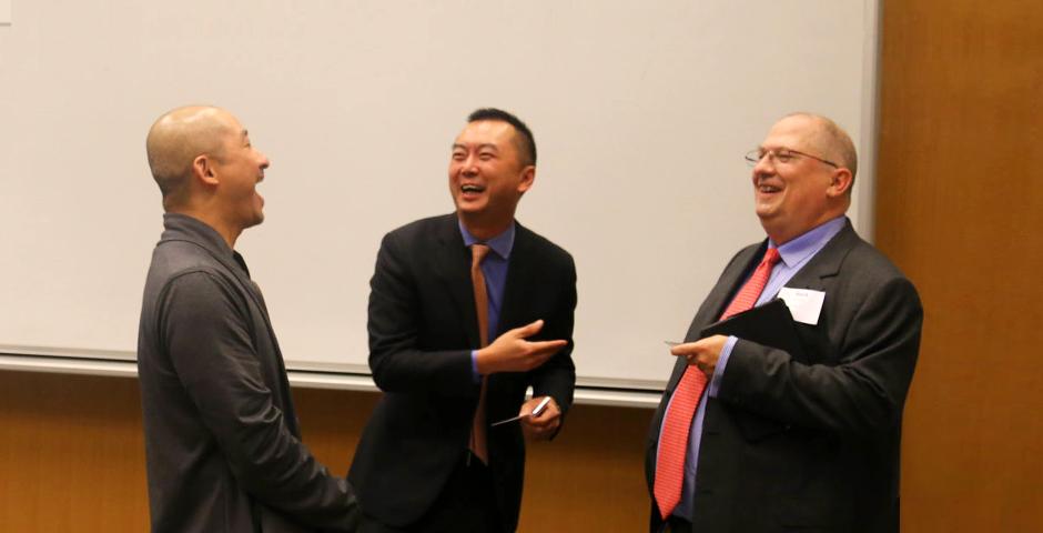 NYU Stern alumnus Walter Tong (MBA ’93, Undergraduate ’89) shares his career story and advice with NYU Shanghai students. Tong (right) is Greater China Managing Partner for Key Accounts at Ernst & Young. The session was moderated by fellow Stern alumnus Will Hsieh (MBA '00), Head of Regional F2P Publishing, Operations & Strategy at Electronic Arts Computer Software. (Photo by: NYU Shanghai)