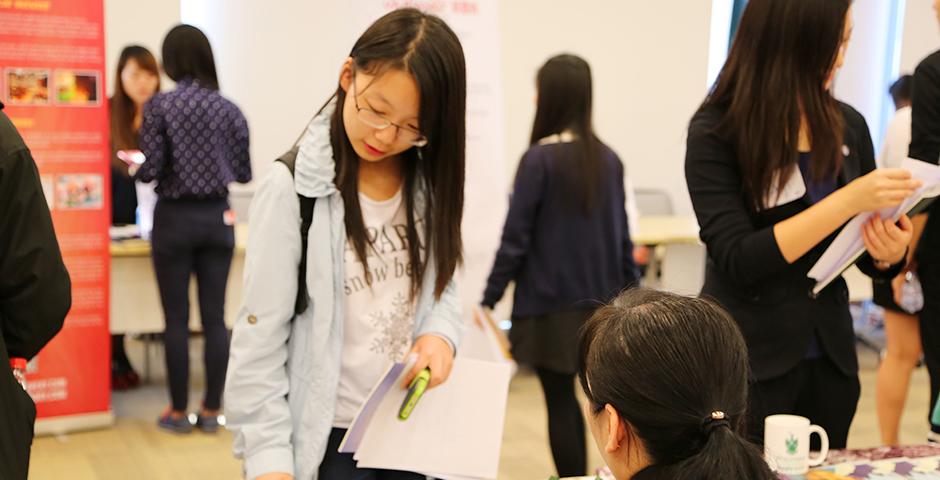 Internship Fair on October 16, 2015. (Photo by: Shikhar Sakhuja)