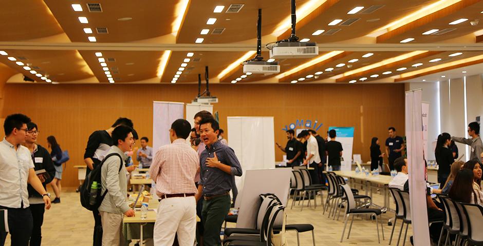 Internship Fair on October 16, 2015. (Photo by: Shikhar Sakhuja)