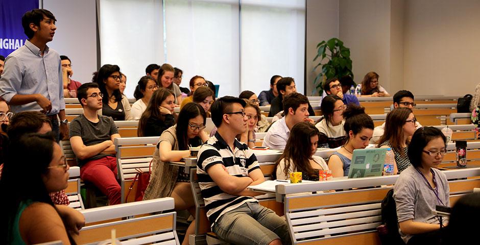 NYU Shanghai faculty gather for a forum discussion covering important academic topics such as major requirements, study away restrictions, e-books, and more. May 7, 2015. (Photo by Annie Seaman)