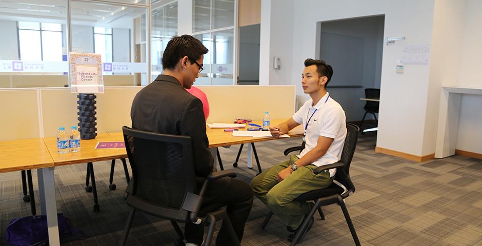 On-campus job and involvement fair on August 29, 2015. (Photo by Mei Wu)