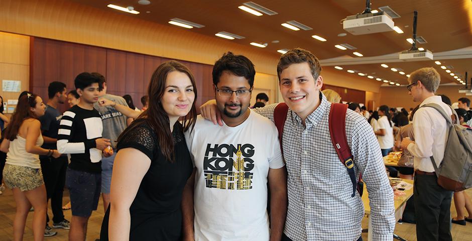 On-campus job and involvement fair on August 29, 2015. (Photo by Mei Wu)