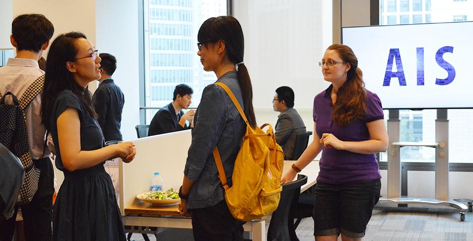 On-campus job and involvement fair on August 29, 2015. (Photo by Lijie Wang)