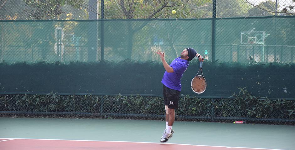 NYU Shanghai Tennis won big in its team debut after a hectic day of action on November 14 at a tournament hosted by Xi'an Liverpool University (Photo by: Jose Reyes)