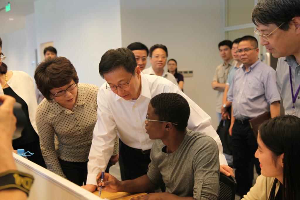 Han Zheng (韩正), Party Chief of Shanghai, Visited NYU Shanghai on September 1, 2014