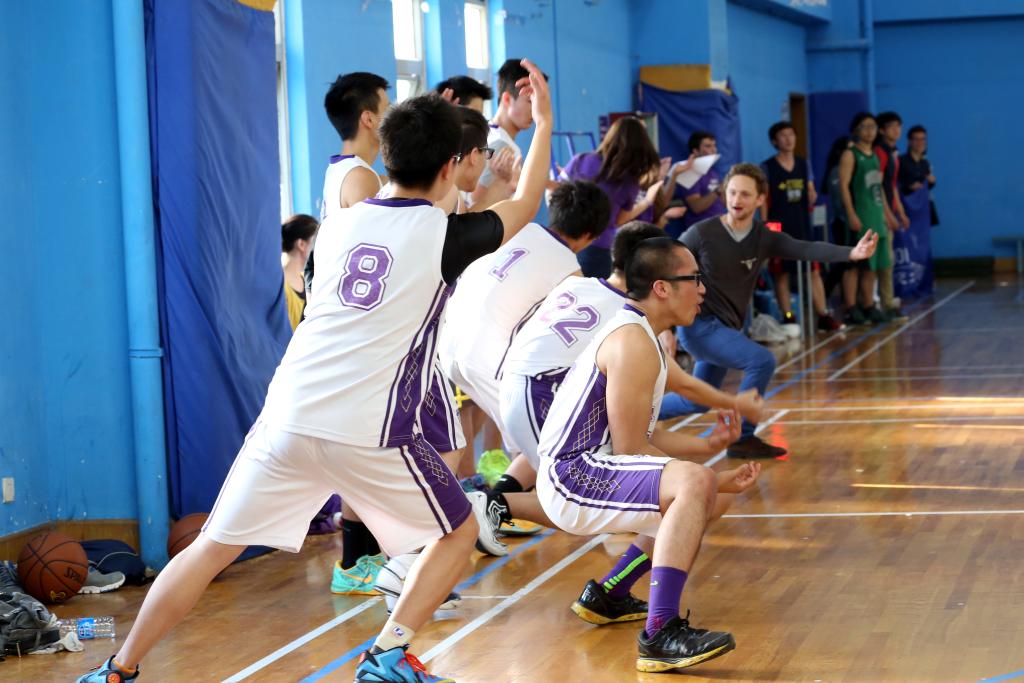 Men's Basketball Team Wins Home Game, April 16, 2014. (Photo by Nicole Chan)