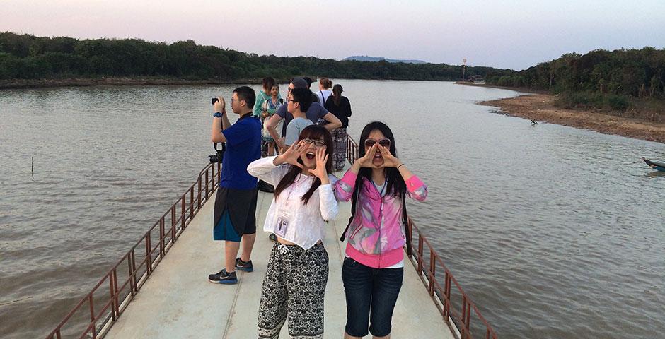 Deans' Service Scholars travel to Siem Reap, Cambodia over winter break to collaborate with Project New Hope. January 2015. (Photo by Janli Tiffany Gwo)