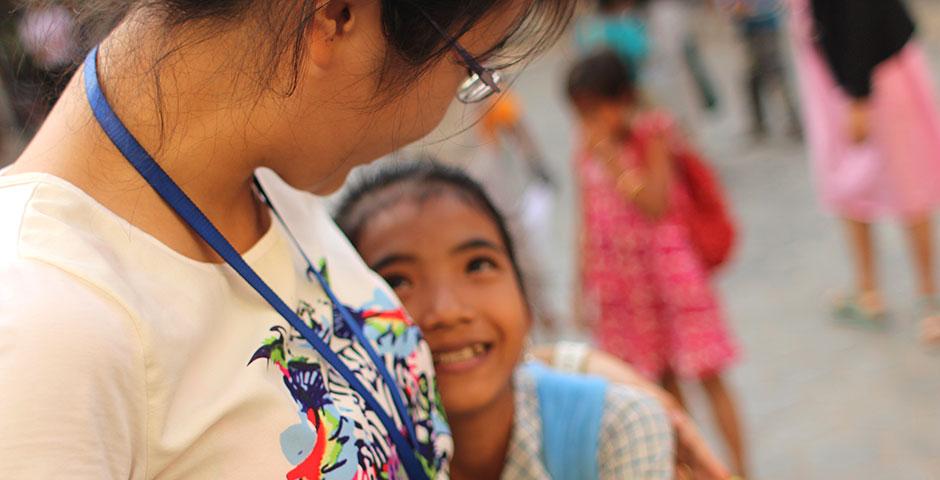 Deans' Service Scholars travel to Siem Reap, Cambodia over winter break to collaborate with Project New Hope. January 2015. (Photo by Weilun Zhang)