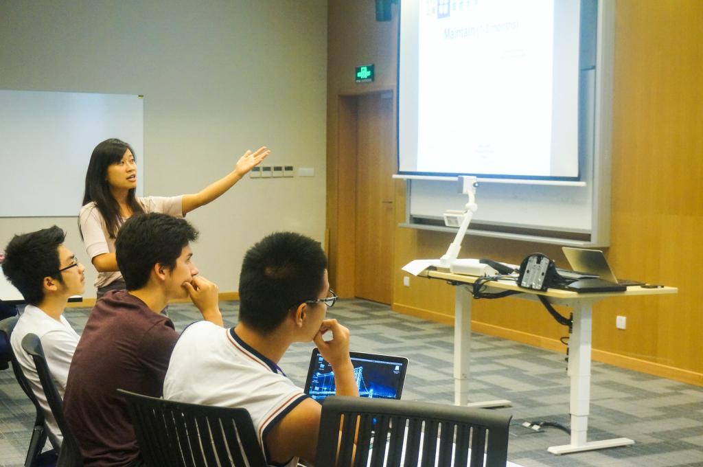 Intern Forum, September 29, 2014. (Photo by Zhijian Xu)