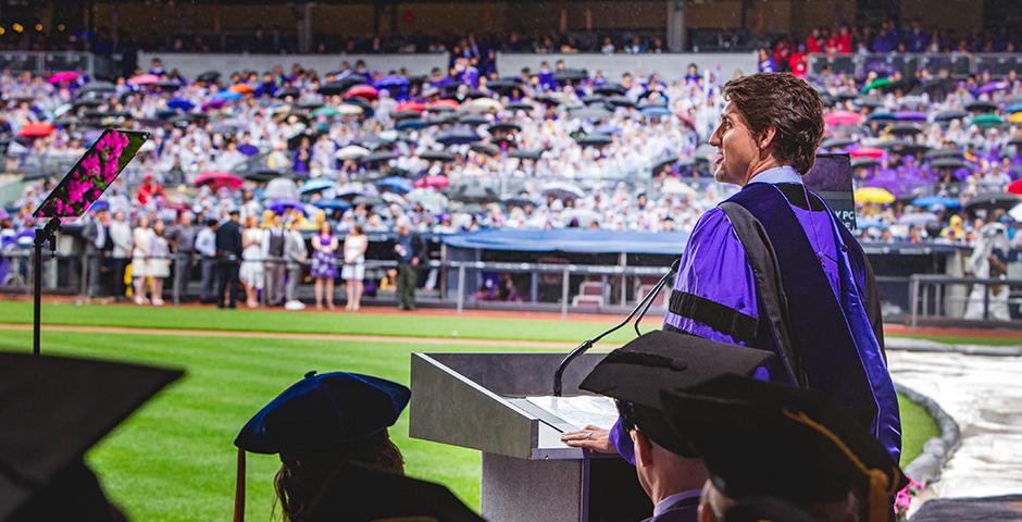 In his speech, Justin Trudeau challenged graduates to summon the courage to be vulnerable to different points of view: "Do you want to win an argument, or do you want to change the world?" ( Photo by: Saskia Kahn )