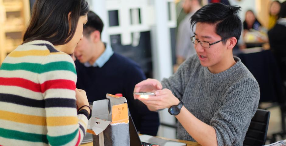 On March 10, IMA hosted a “Stupid Pet Trick” show, where students were challenged to create simple, physically interactive devices using basic skills learned in class. The crowds were entertained with everything from dancing dumplings to devices that detected hand sweat. (Photo by: NYU Shanghai)