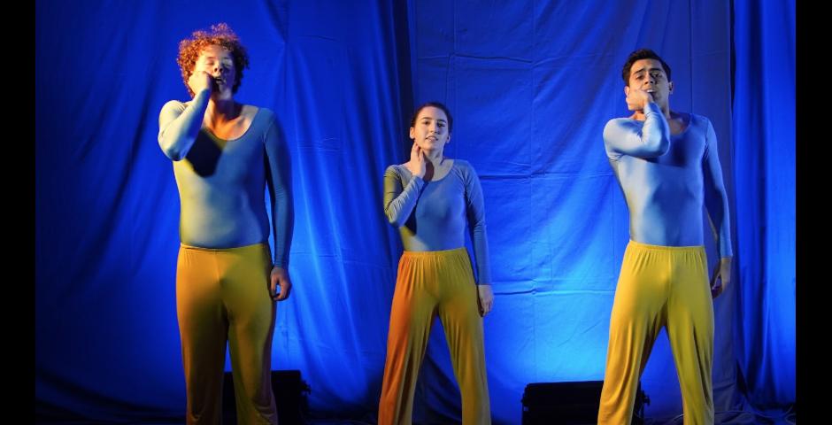 For the title piece, Heavenly Bodies, Jaeven Aylor ’21, Tony Carapia Valle ’21 and Maggie Menegaz ’22 dance to Debussy’s “Claire De Lune.”