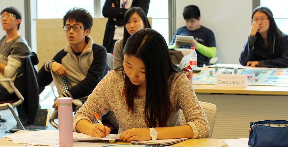 More than 140 students from universities all over Shanghai participated in the student-run 2016 Sand Table business competition on the weekends of March 5 and March 12. (Photo by: NYU Shanghai)