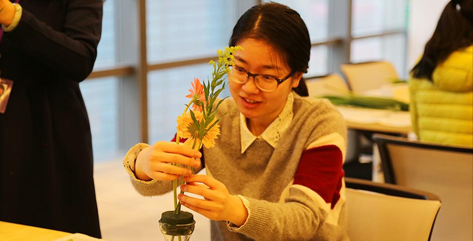 March 8, Women's Day was in full bloom with an afternoon of NYU Shanghai's special ladies getting creative with DIY flower arrangements for the office or home. Many thanks to HR for such a beautiful arrangement! (Photo by: NYU Shanghai)