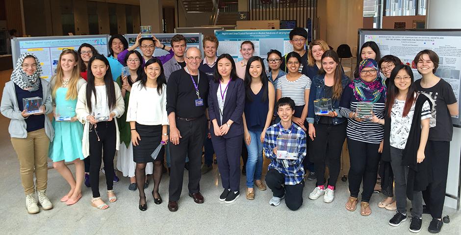 Foundation of Science students explored the Shanghai Natural History Museum, on a visit led by Professor David Fitch on May 17, and, earlier in the month, presented their Crystal Project work with instructors Lu Zhang, Wenshu Li and Lin Jin. (Photos by: NYU Shanghai)