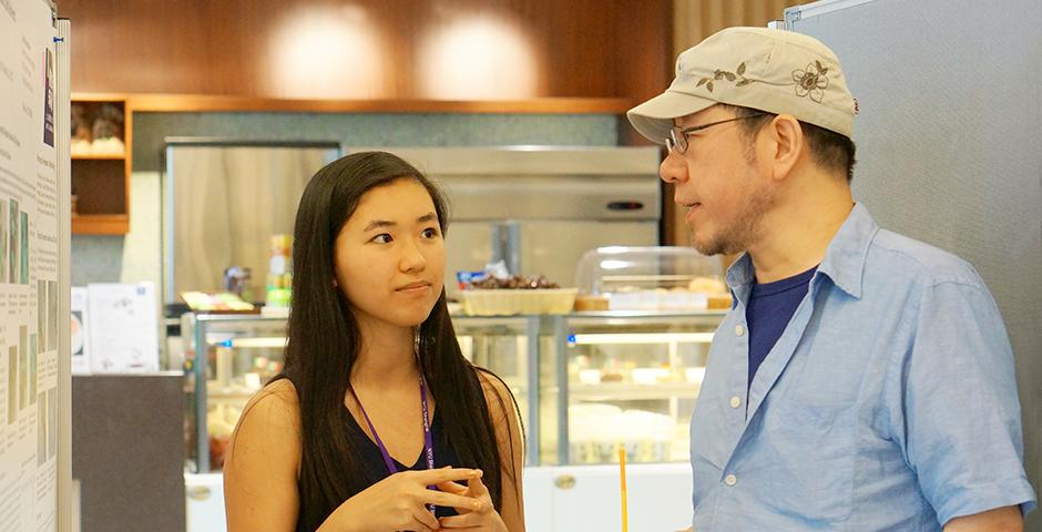 Foundation of Science students explored the Shanghai Natural History Museum, on a visit led by Professor David Fitch on May 17, and, earlier in the month, presented their Crystal Project work with instructors Lu Zhang, Wenshu Li and Lin Jin. (Photos by: NYU Shanghai)